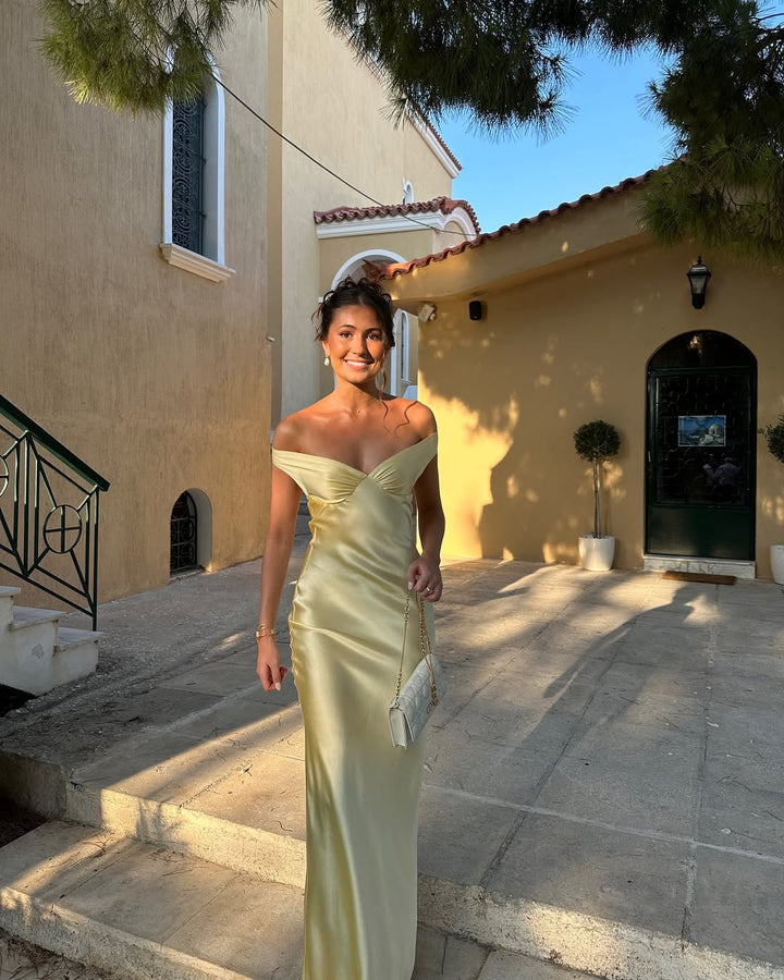 Emory - Rückenfreies Maxikleid aus Satin