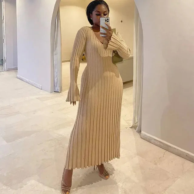 Maxi - Gestricktes Langarmkleid
