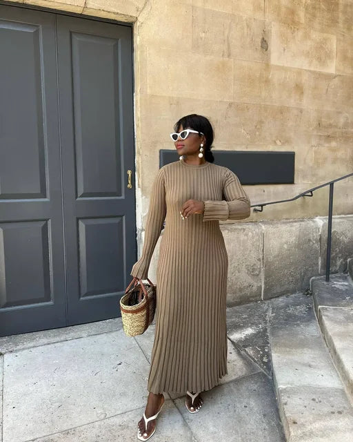 Maxi - Gestricktes Langarmkleid