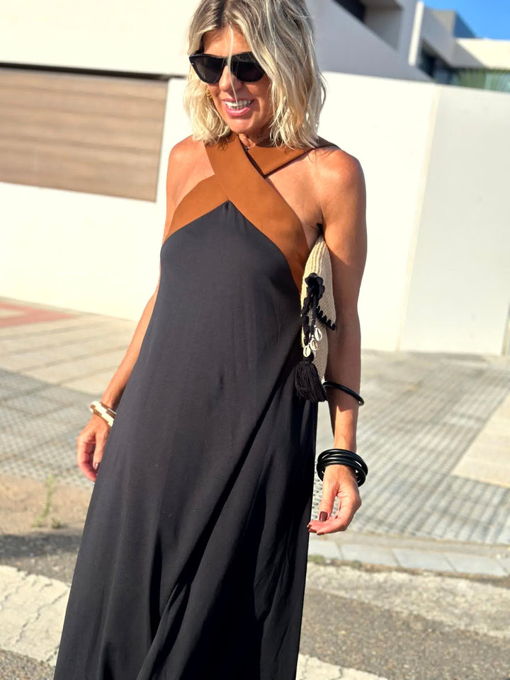 Julya | Elegantes Kleid mit offenem Rücken und modischem Neckholder-Kragen