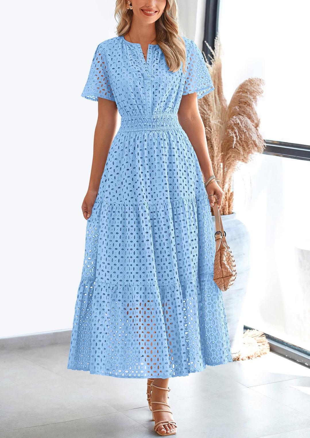 Linette – Elegantes Sommerkleid mit Ösen