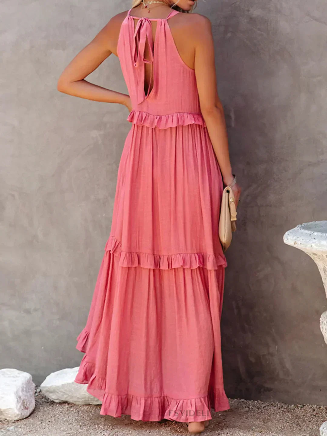 Ilona - HALTERNECK-KLEID MIT RÜSCHEN UND TASCHEN
