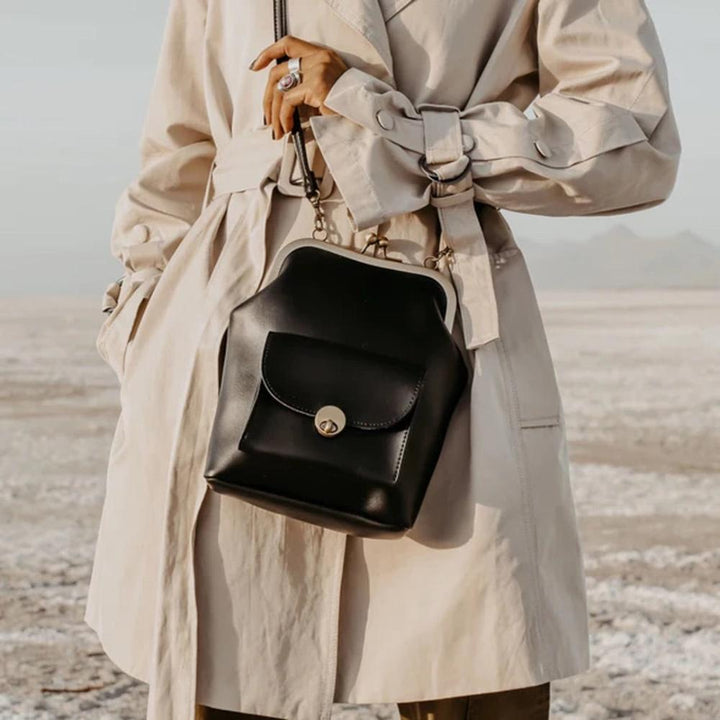 Margarete – Vintage Kussverschluss Schultertasche