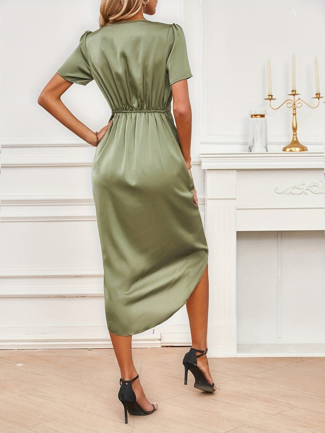 Floryn™ | Elegantes Wickelkleid aus Satin