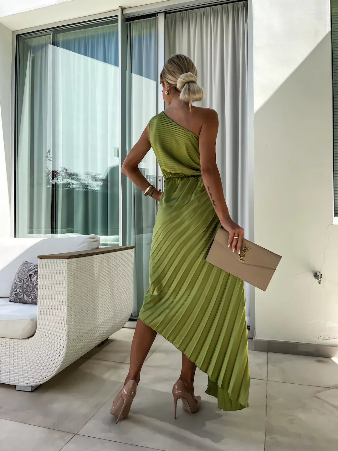 Lizbeth - Kleid mit Blumen-Schultern