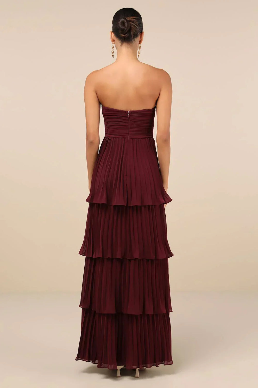 Velmara ™ | Trägerloses, mehrlagiges Maxikleid mit Rüschen
