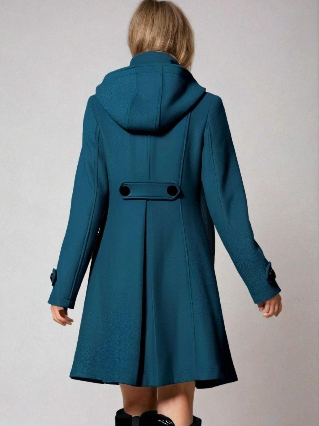 Belgravia Funnel-Neck Mantel