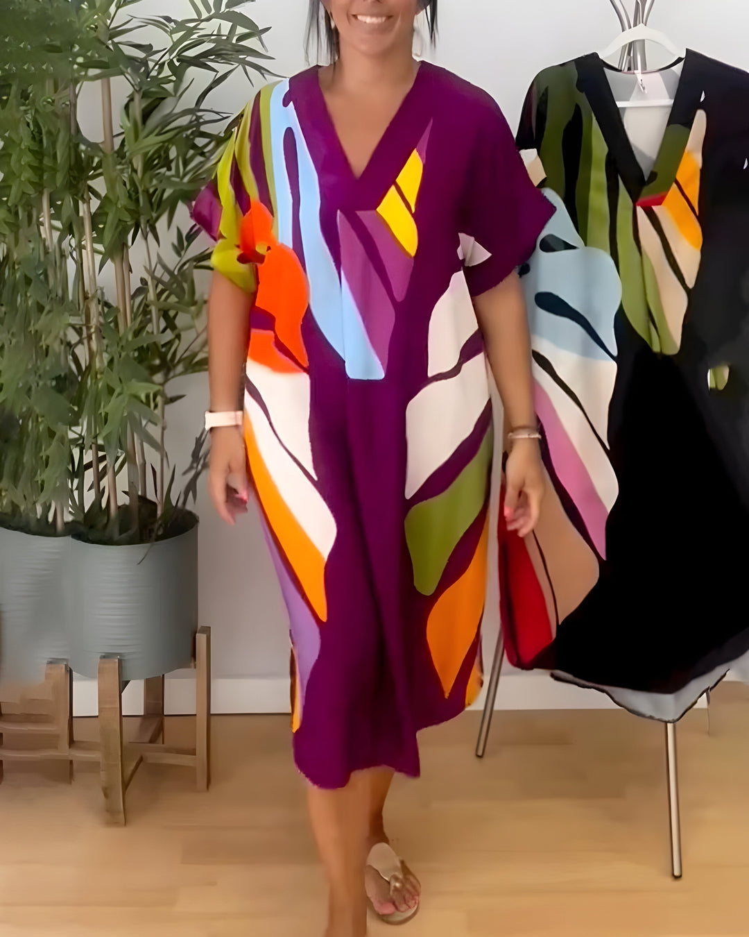 Tuva™ | Ibiza-inspiriertes Sommerkleid mit Blattmuster