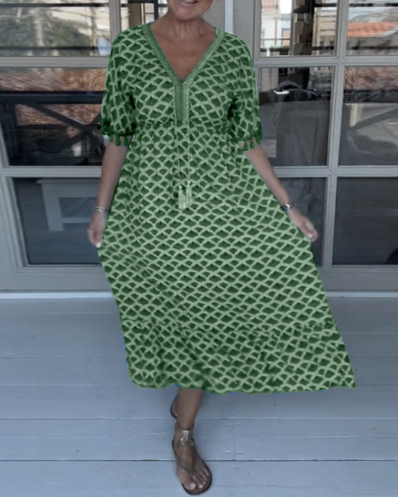 Ania - Freizeitkleid mit V-Ausschnitt und Print