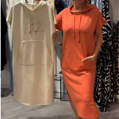 Ebba™ | Lässiges Kleid mit Kapuze und femininer Passform