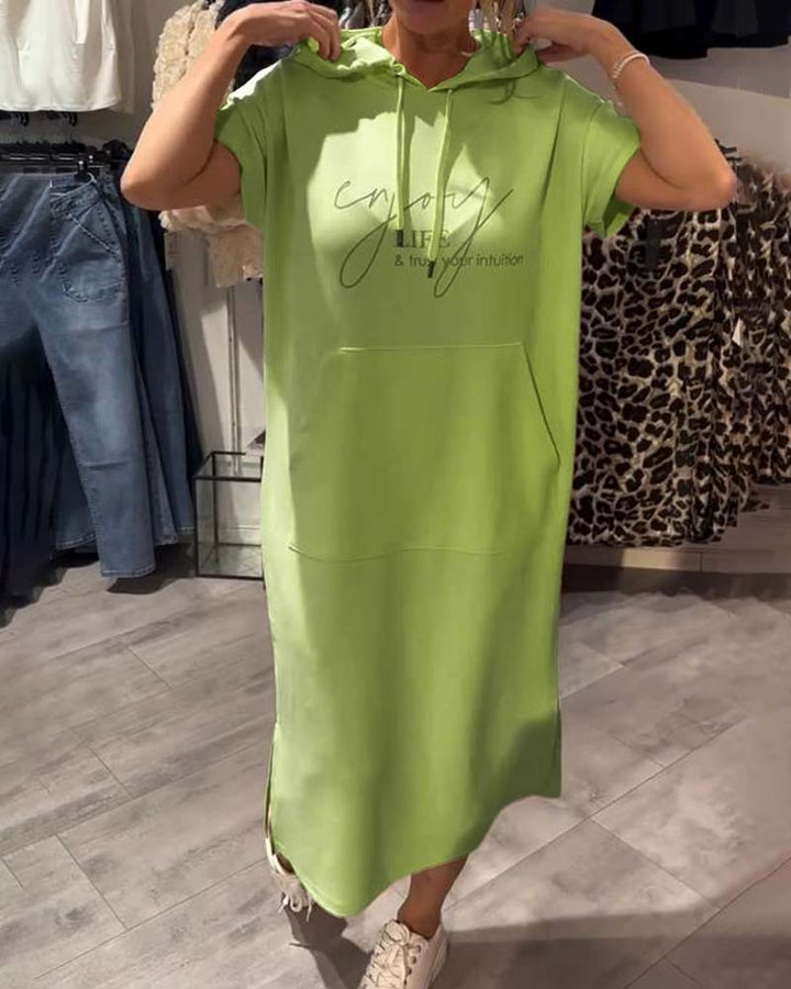 Ebba™ | Lässiges Kleid mit Kapuze und femininer Passform