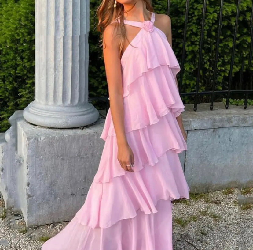 Eryndra ™ | Neckholder-Maxikleid mit Rüschen