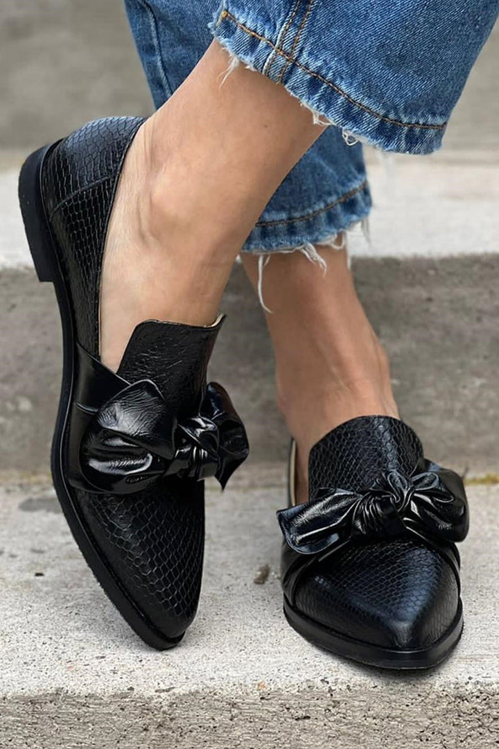 Orla™ – Schwarze Loafer mit Schleife