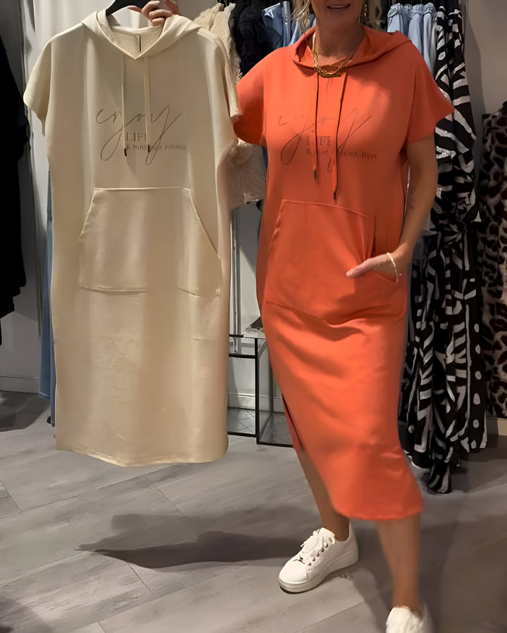 Ebba™ | Lässiges Kleid mit Kapuze und femininer Passform