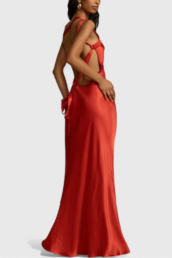 Xynara ™ | Elegantes schulterfreies Kleid mit Schnürung