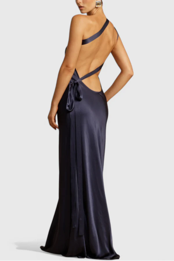 Xynara ™ | Elegantes schulterfreies Kleid mit Schnürung