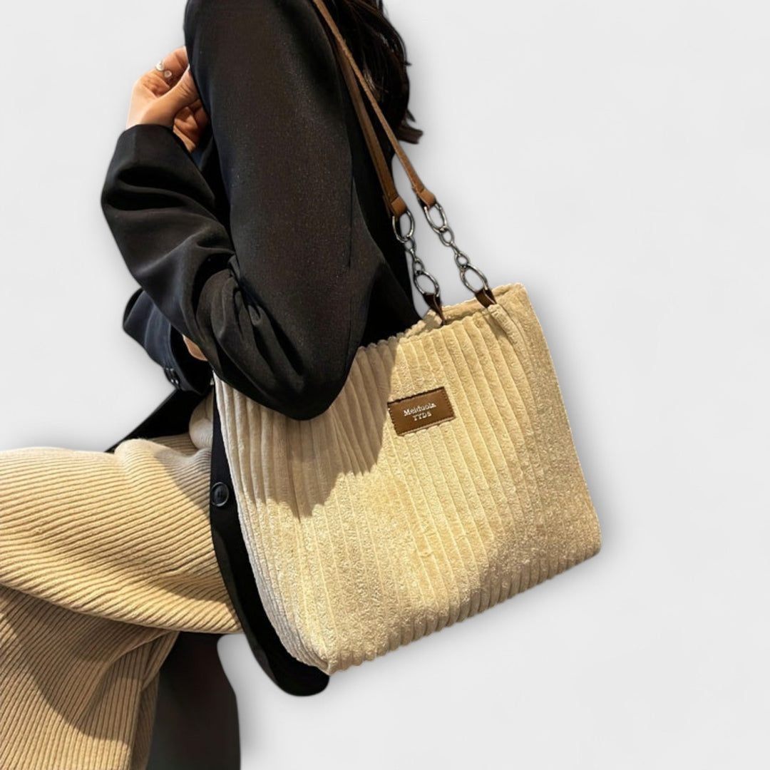 Nyxelle - Sanfte Kord-Schultertasche
