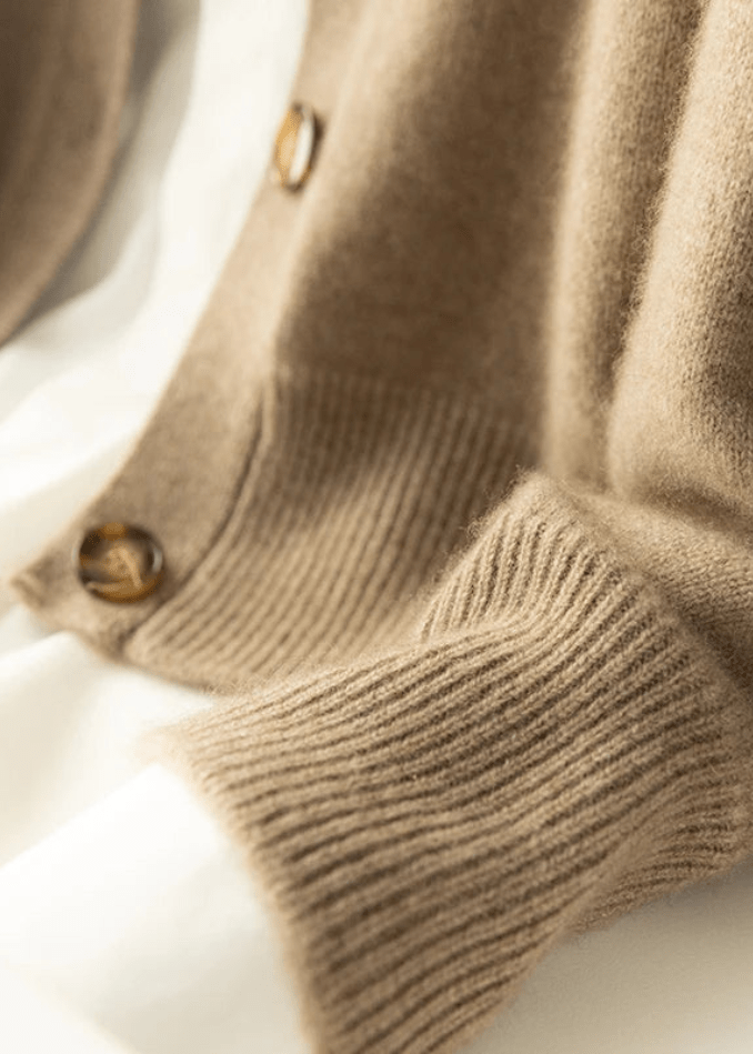 Fern | Cardigan mit eleganten Knöpfen