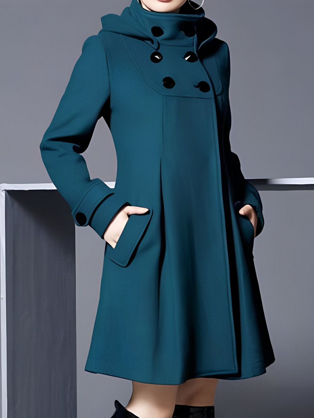 Belgravia Funnel-Neck Mantel