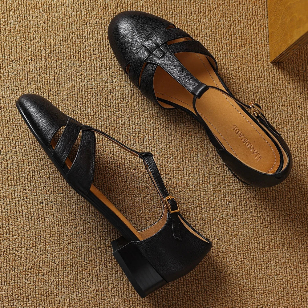 Orvanna – Mary Jane T-Steg Flats