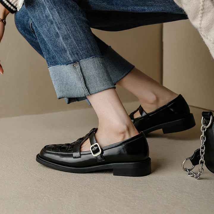 Lumerra – Retro Mary Jane Flats