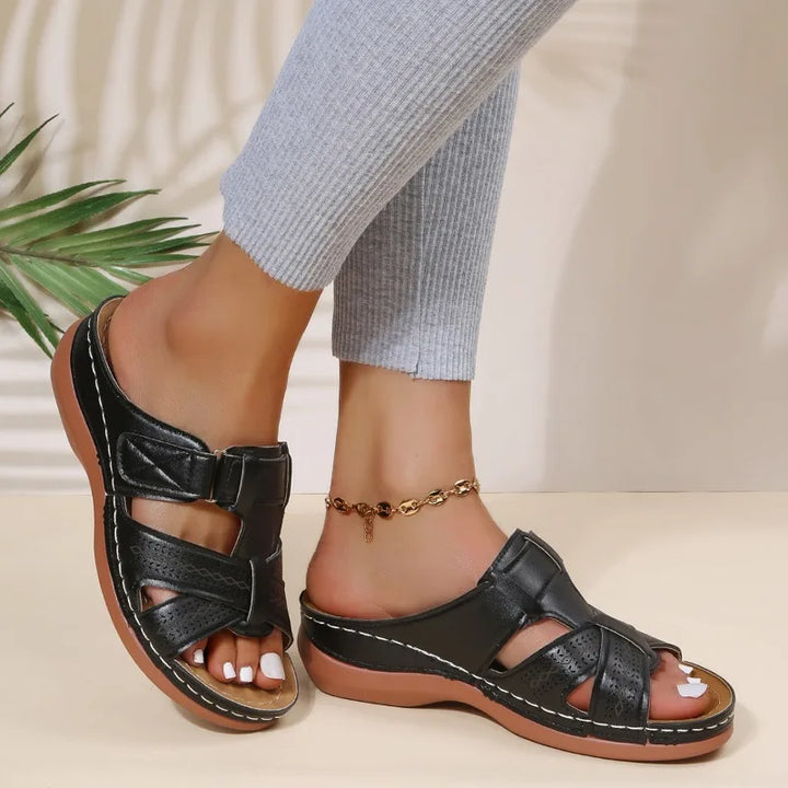 Gaia™ | Orthopädische Vintage-Keilsandalen für Damen