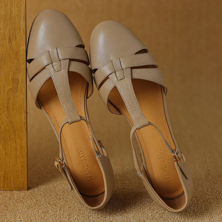 Orvanna – Mary Jane T-Steg Flats