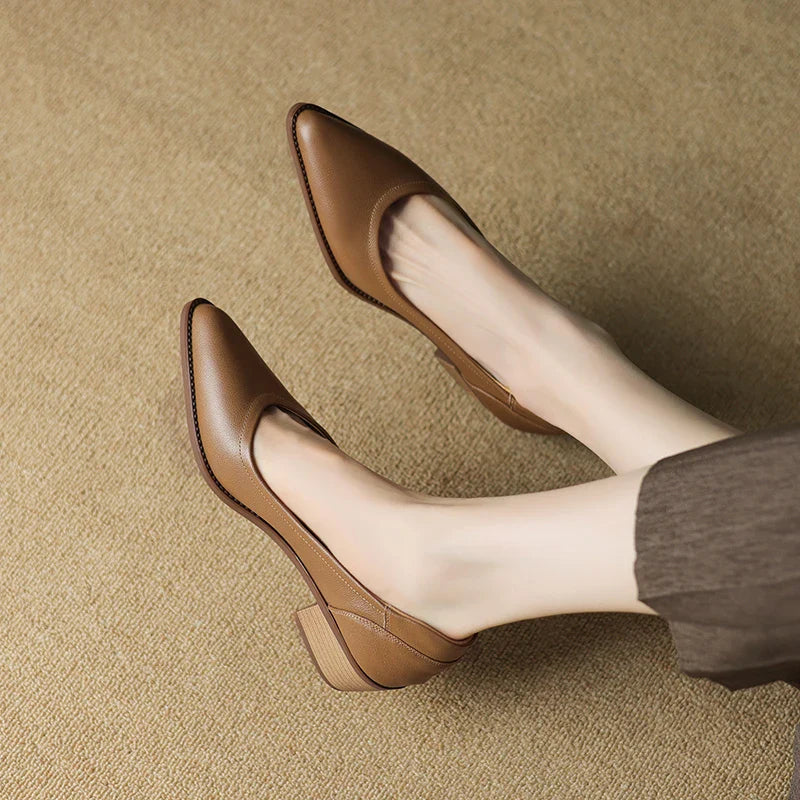 Novalisse – Mary Janes mit mittlerem Absatz