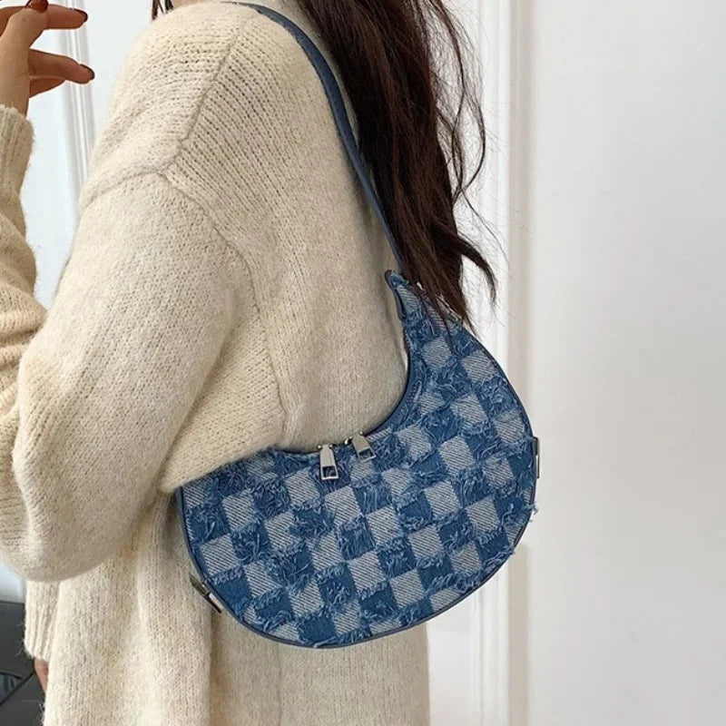 Adriana -  Karierte strukturierte Handtasche