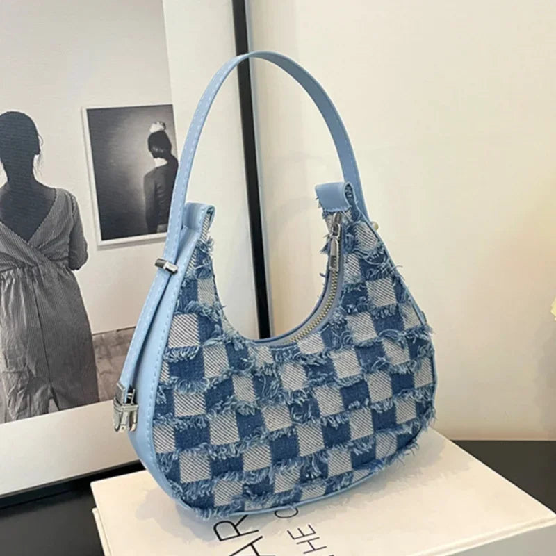 Adriana -  Karierte strukturierte Handtasche