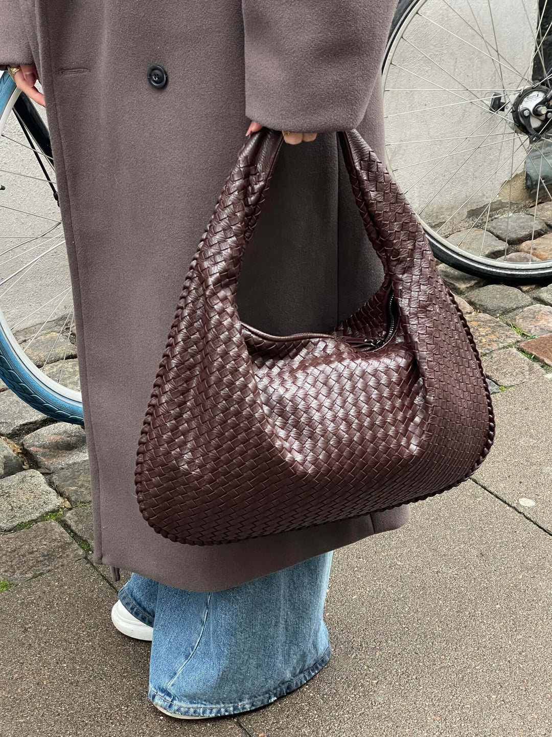 Amelia - Gewebte Umhängetasche