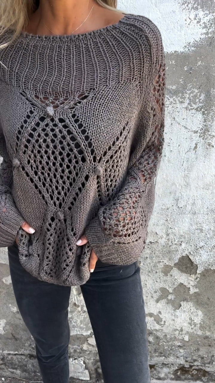 Kassandra - Rundhals Langarm-Stricktop mit Hohldesign