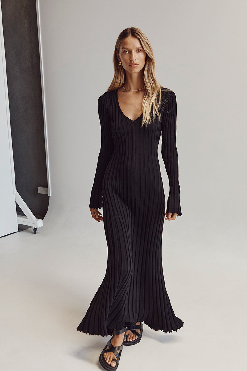 Dianara™ | Strick-Midikleid mit V-Ausschnitt und Ärmeln (Kopie)