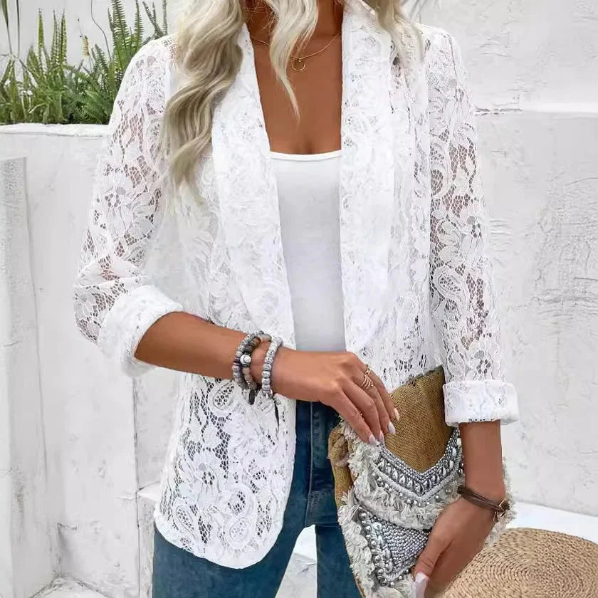 Lucienne -  Eleganter Damenblazer mit Spitze
