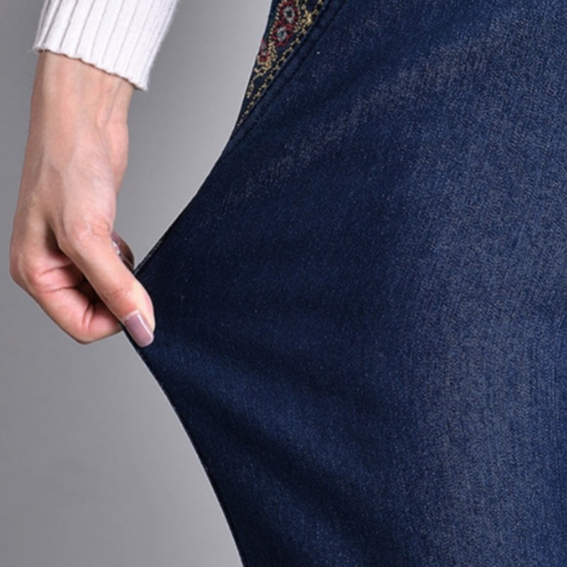 Gela - Damenjeans mit Seitentaschen und elastischem Bund